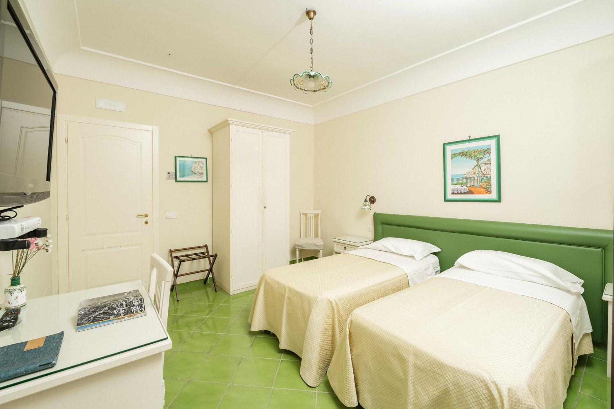 A Casa Dei Nonni Hotel Ravello Bagian luar foto